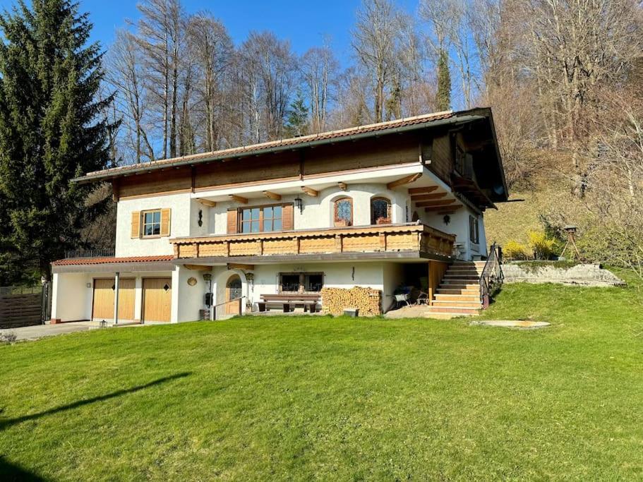 Romantisches Alpenchalet - Mit Sauna Und Kamin - Ruhig Und Zentral Bad Tölz Dış mekan fotoğraf