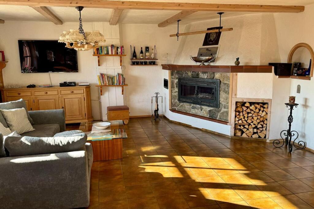 Romantisches Alpenchalet - Mit Sauna Und Kamin - Ruhig Und Zentral Bad Tölz Dış mekan fotoğraf