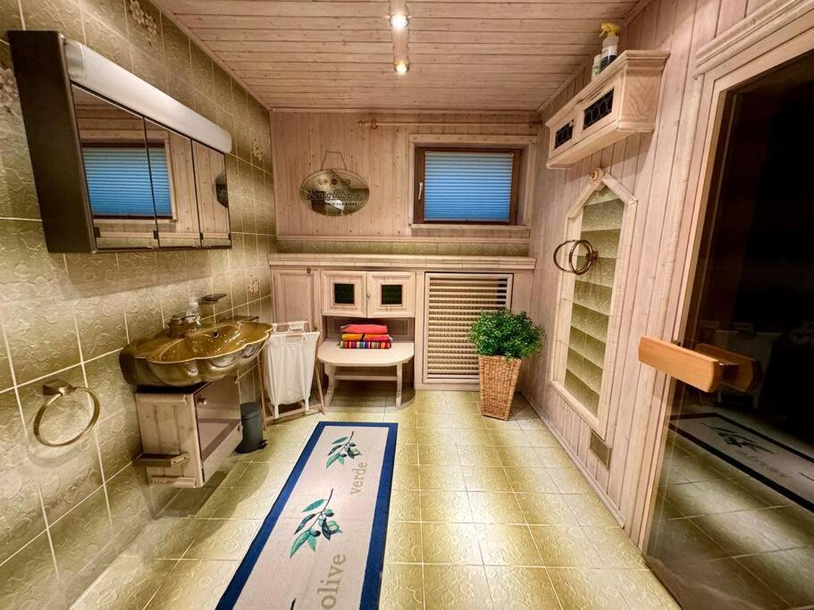 Romantisches Alpenchalet - Mit Sauna Und Kamin - Ruhig Und Zentral Bad Tölz Dış mekan fotoğraf