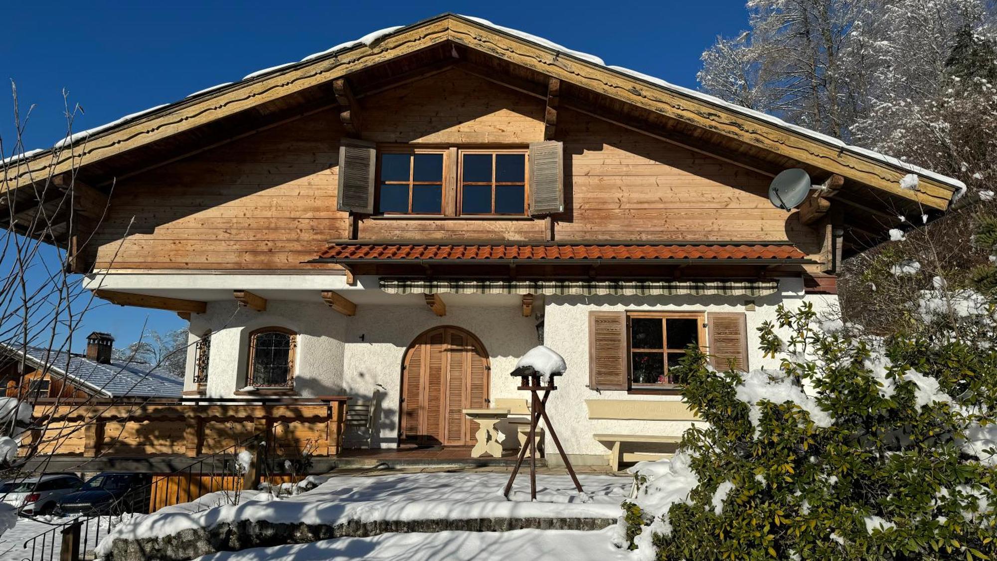 Romantisches Alpenchalet - Mit Sauna Und Kamin - Ruhig Und Zentral Bad Tölz Dış mekan fotoğraf